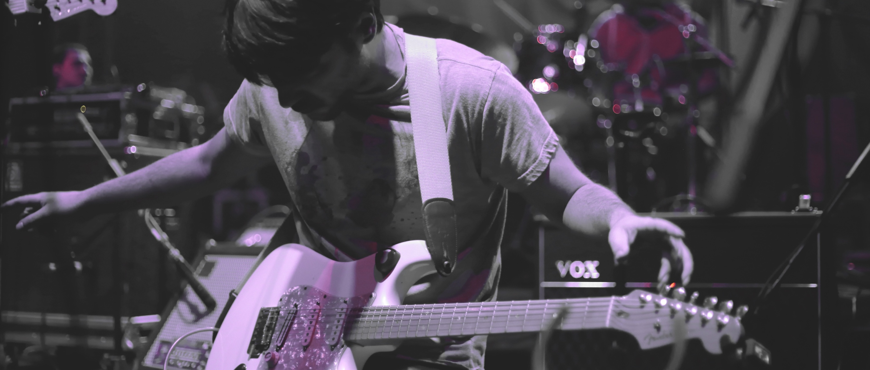 GreedyforBestMusic-NihilPiraye-TwoThirtyFive-TunahanBilgin-IcimSenol-presspic-9