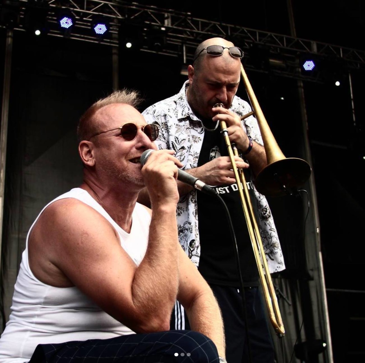 GreedyforBestMusic-JewishMonkeys-SzigetFestival2017-GaelZaidner-MoranBaron GreedyforBestMusic-JewishMonkeys-SzigetFestival2017-GaelZaidner-MoranBaron